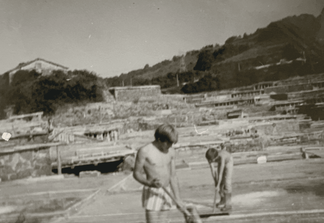 Pueblos de Álava - de abuelas a nietos. Añana.