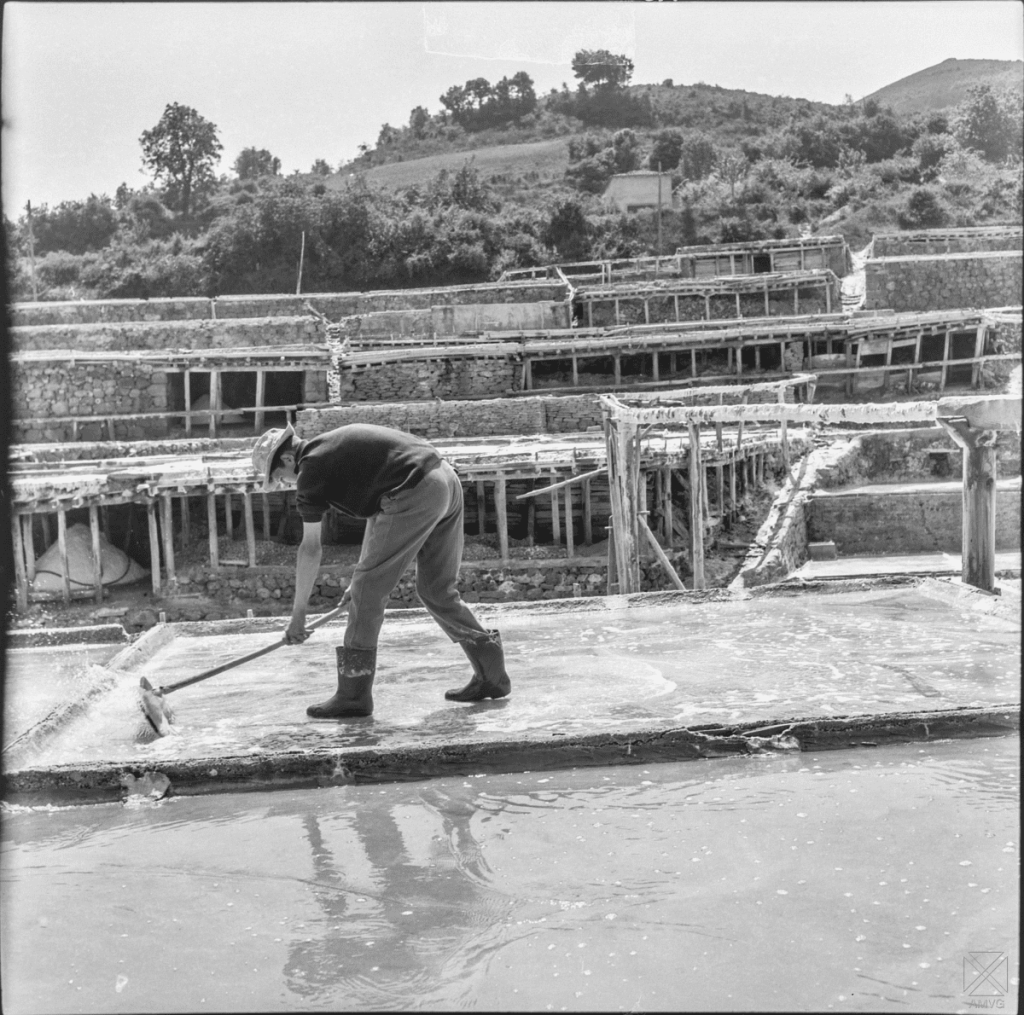 Pueblos de Álava, de abuelas a nietas y nietos. Añana, Foto cedida por la Fundación Valle Salado