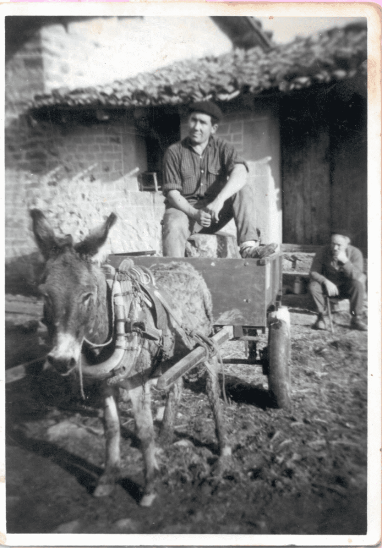 Artziniega | Pueblos de Álava, de abuelas a nietas y nietos. Foto cedida por el Museo Etnográfico de Artziniega