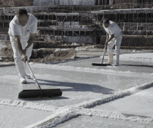 Pueblos de Álava - de abuelas a nietos. Añana. Foto cedida por la Fundación Valle Salado