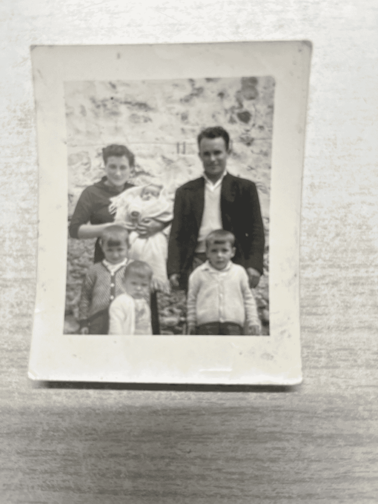 Valdegovía | Pueblos de Álava, de abuelas a nietas y nietos. Álbum familiar de Jesusa Nieva