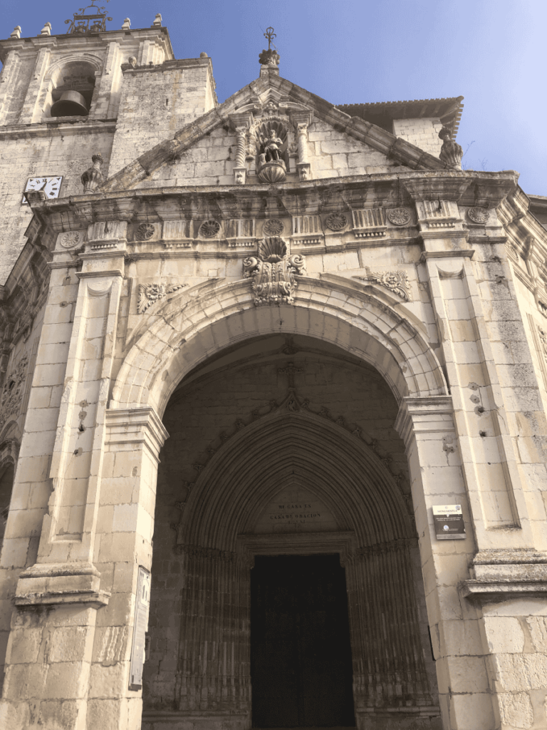 Pueblos de Álava, de abuelas a nietas y nietos - Agurain