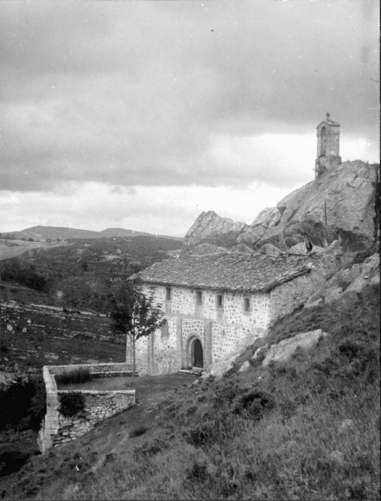 Pueblos de Álava, de abuelas a nietas y nietos | Peñacerrada