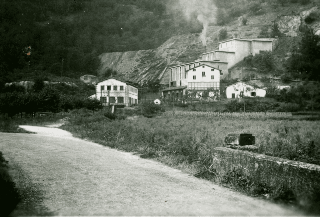 Pueblos de Álava, de abuelas a nietas y nietos. Maeztu