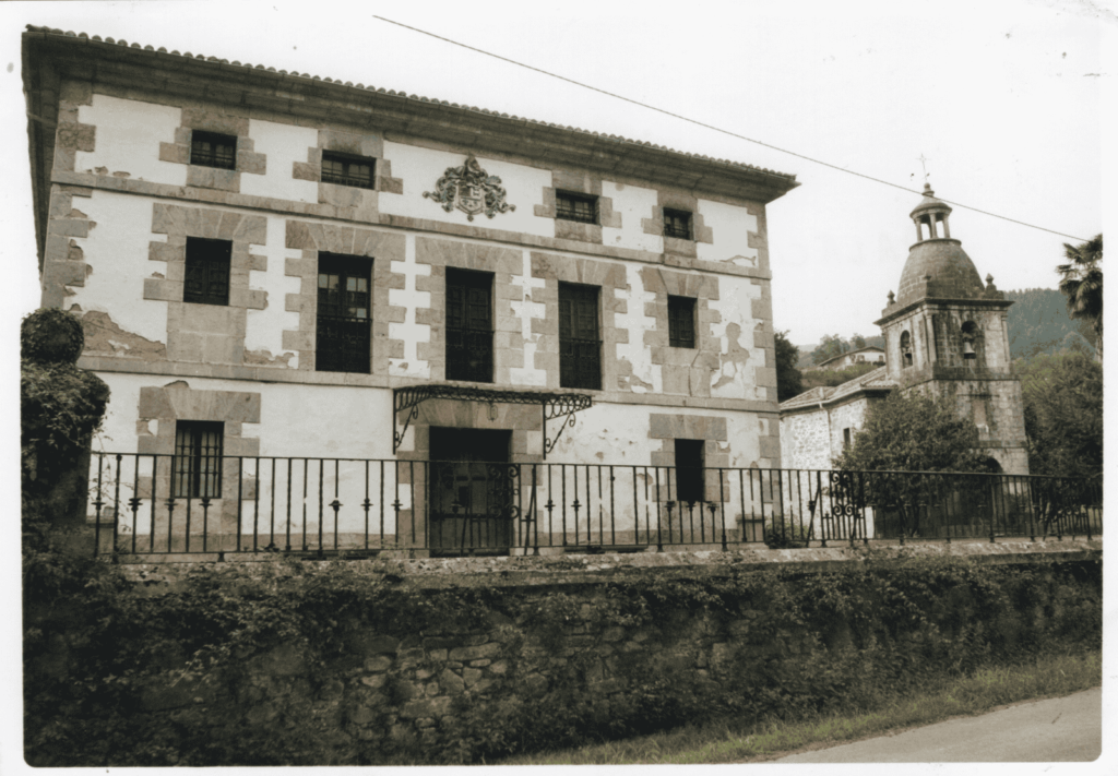 Pueblos de Álava, de abuelas a nietas y nietos. Okondo