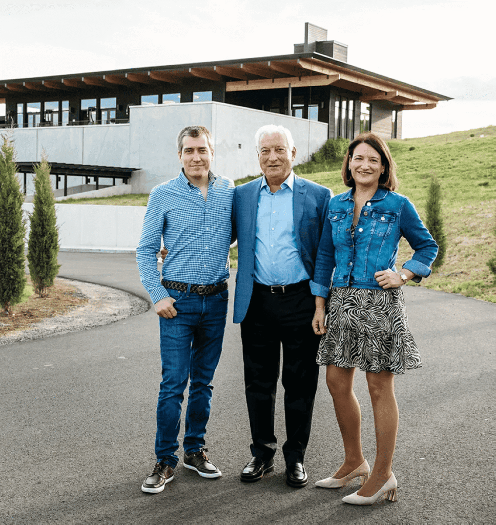 Pueblos de Álava, de abuelas a nietas y nietos. Oyón