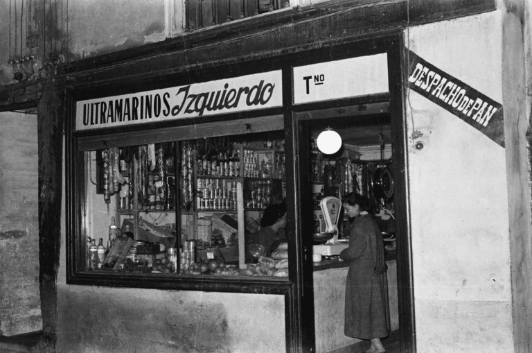 Pueblos de Álava, de abuelas a nietas y nietos. Vitoria-Gasteiz